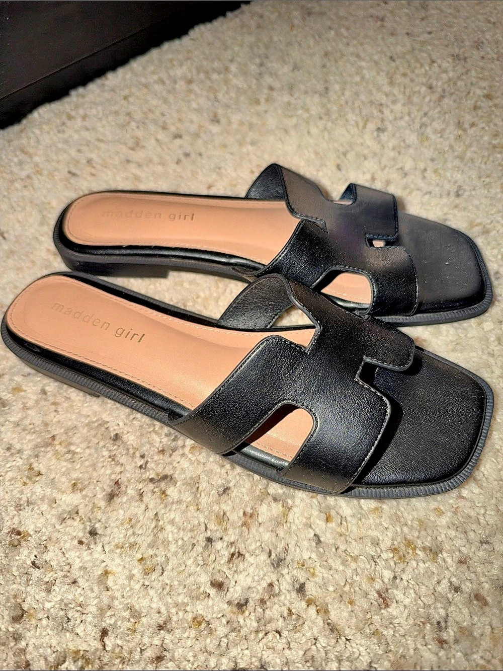 Madden Girl Heavenly Girl Women's Black Slide Sandals